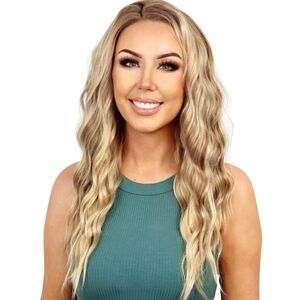 Chelsey smith wigs "Becky" blonde mix